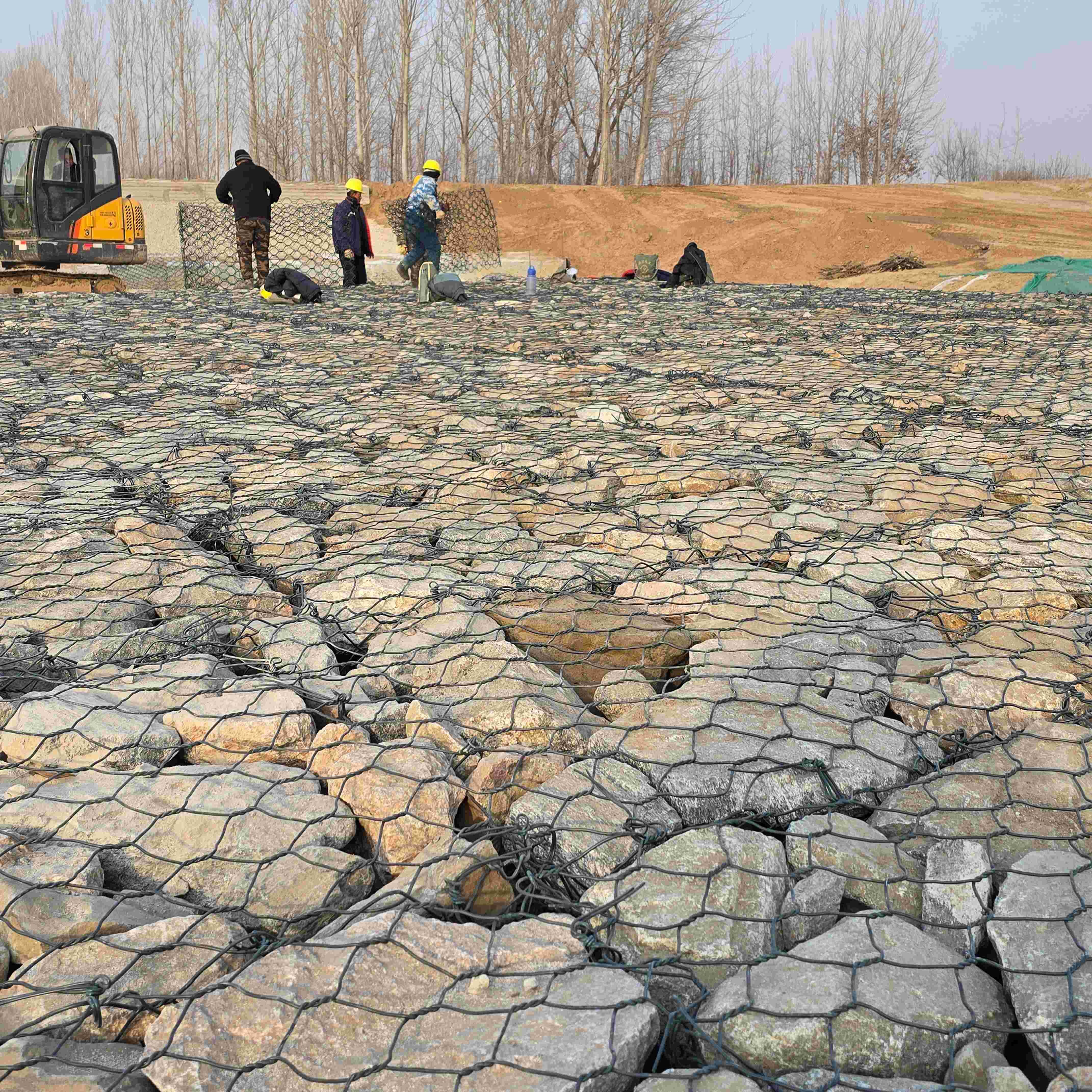 Reinforced Woven Gabion Box Mattress Anti Corrosion Galvanized Mesh With Hexagonal Design For Slope Stabilization