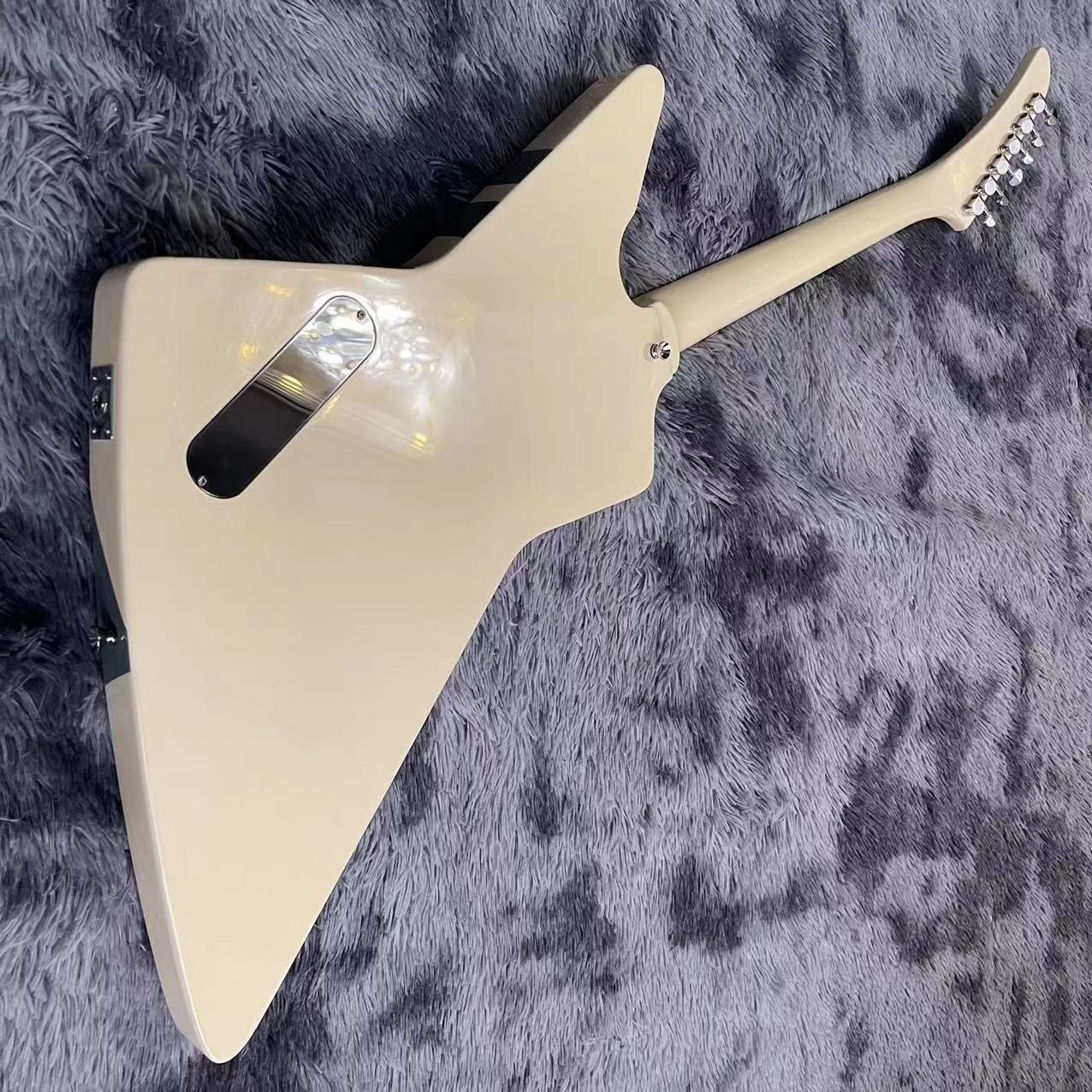 Custom Grand Explorer Electric Guitar Pipe Body