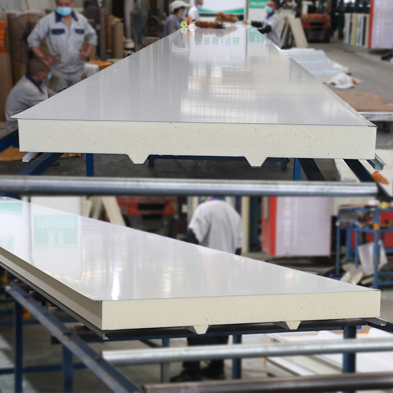 Fireproof Insulated Sandwich PU Roof Panel With B1 Grade And 0.4-0.8mm Steel Thicknes