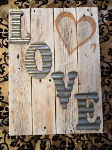 Quality Eco Friendly Personalized Wooden Garden Signs / Rustic Sign Sayings wholesale