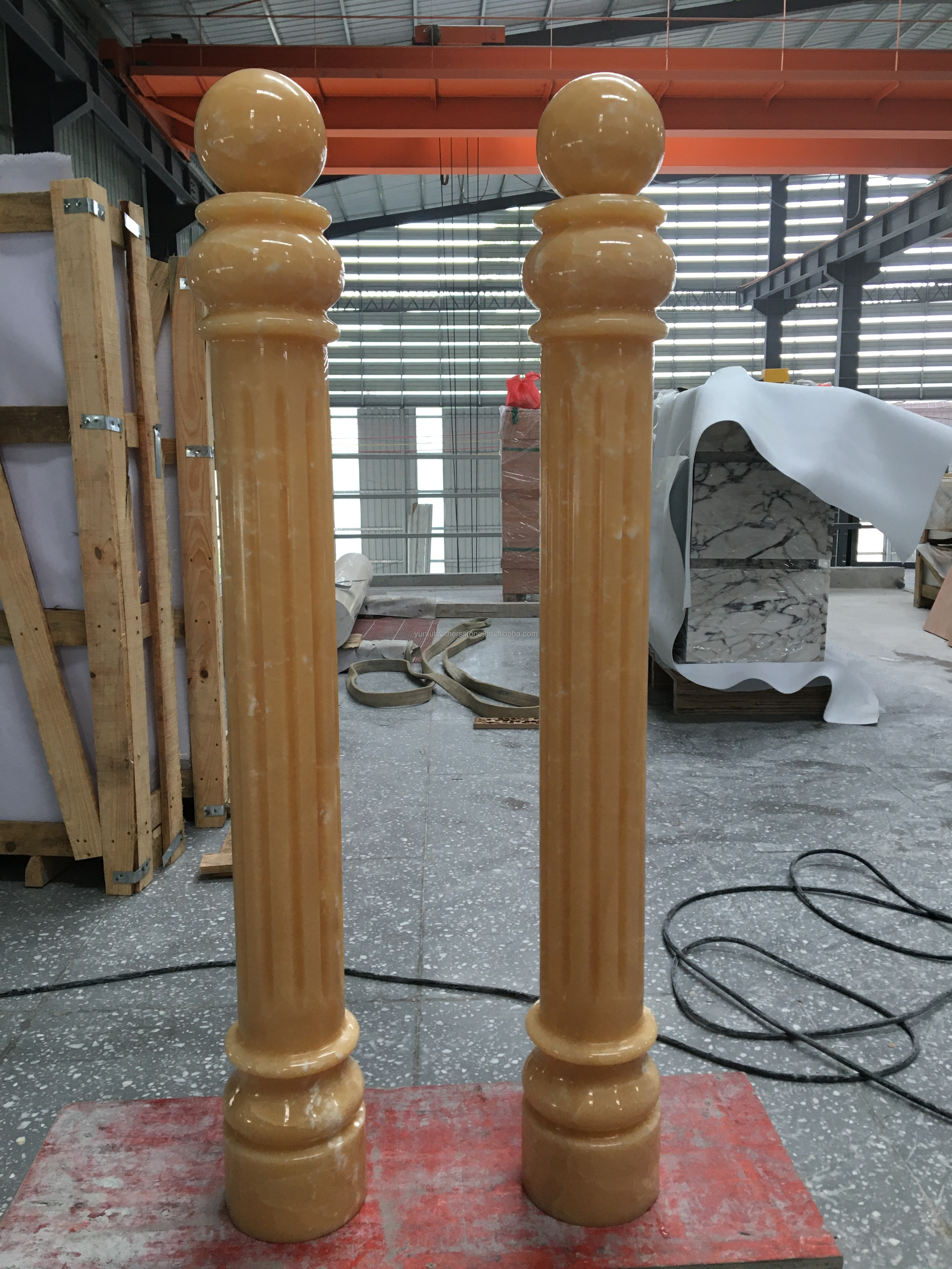 Modern Onyx Marble Column Polished Natural Stone Design for Staircase Pillars