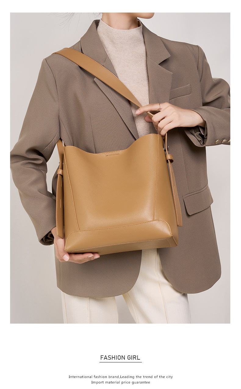 GENUINE LEATHER Women's Bucket Bag 2024 Designer Handbags with Single Handle Tote Bag