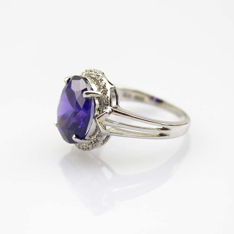 Women Jewelry Oval Purple Cubic Zirconia Sterling Silver Ring (R234)