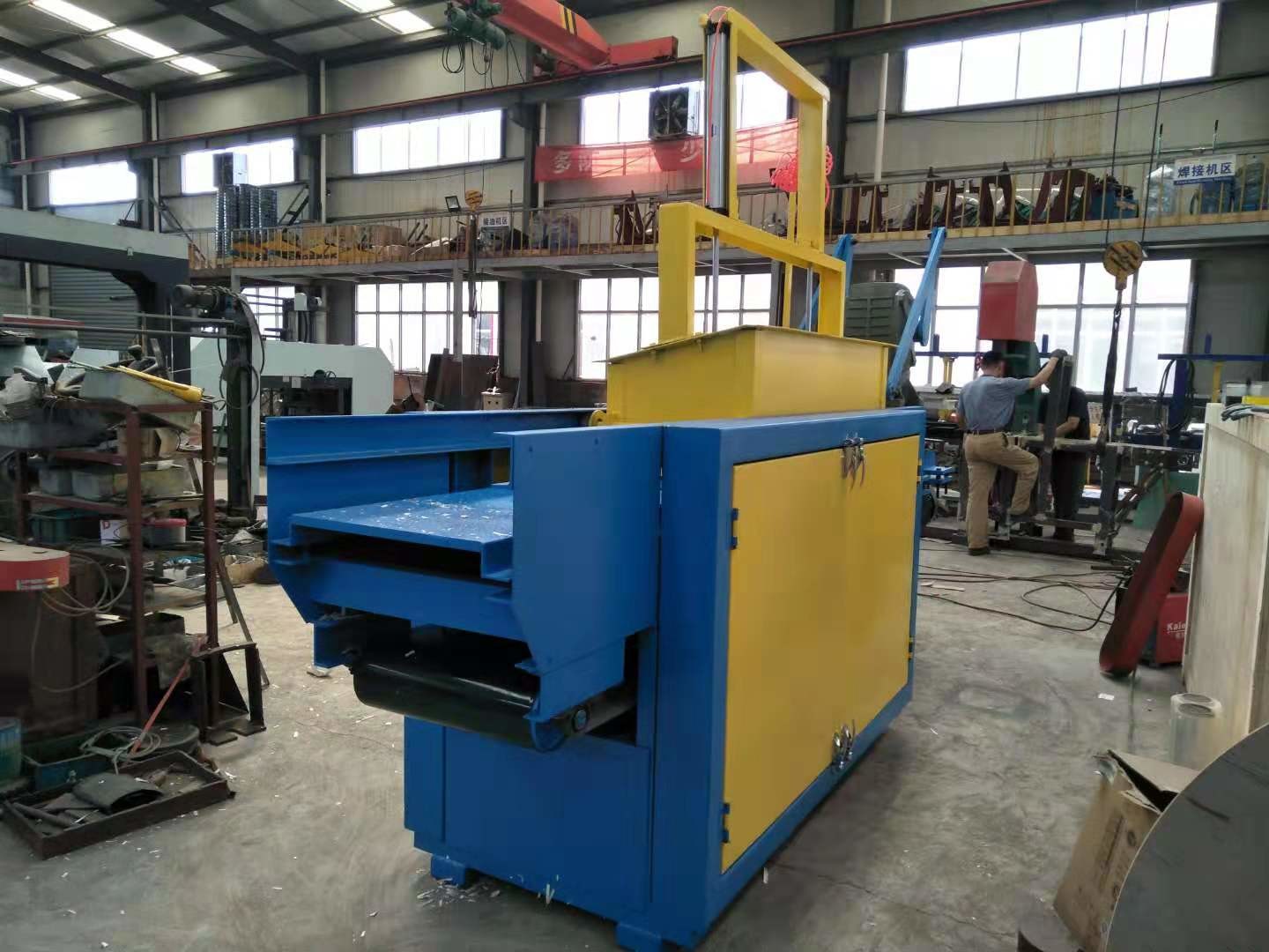 Large Wood Shavings Machine For Animal Bedding 4000kgs Per Hour