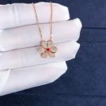 Fantastic Van Cleef & Arpels 18k Gold Frivole Pendant Mini Model Vs Natural