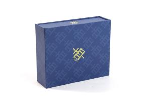 Quality Offset CMYK Candle Packaging Box Rigid Cardboard With Magnetic Closure wholesale