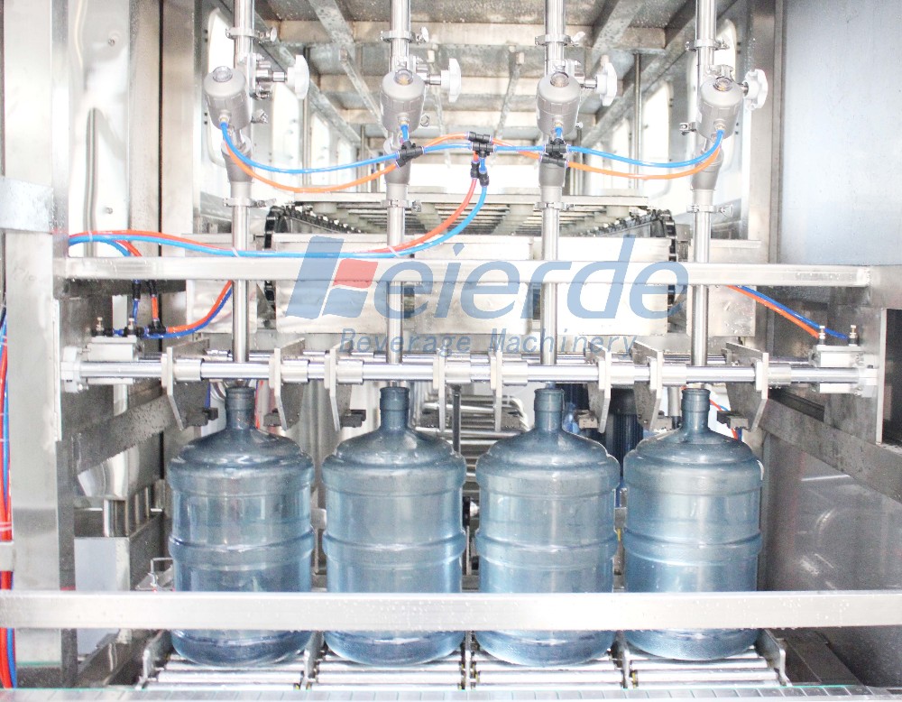 19L 5 Gallon Water Bottle Filling Machine 2500 KG Stainless Steel 304