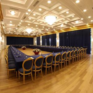 Quality Anti Yellowing Waterproof Bathroom Floor Paint OEM Self Float Epoxy Floor Layer wholesale