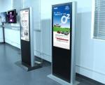60inch indoor P3 floor stand commercial led advertising machine display