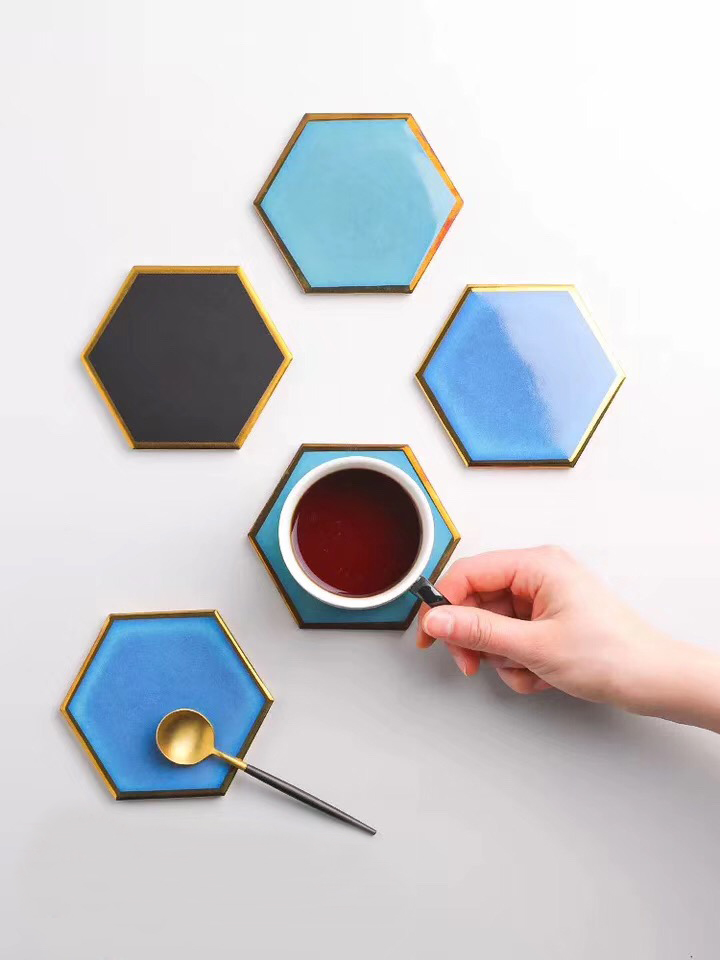 Waterproof Heat-insulated Pad Geometric Ceramic Coasters Luxury Gold Plated for Table