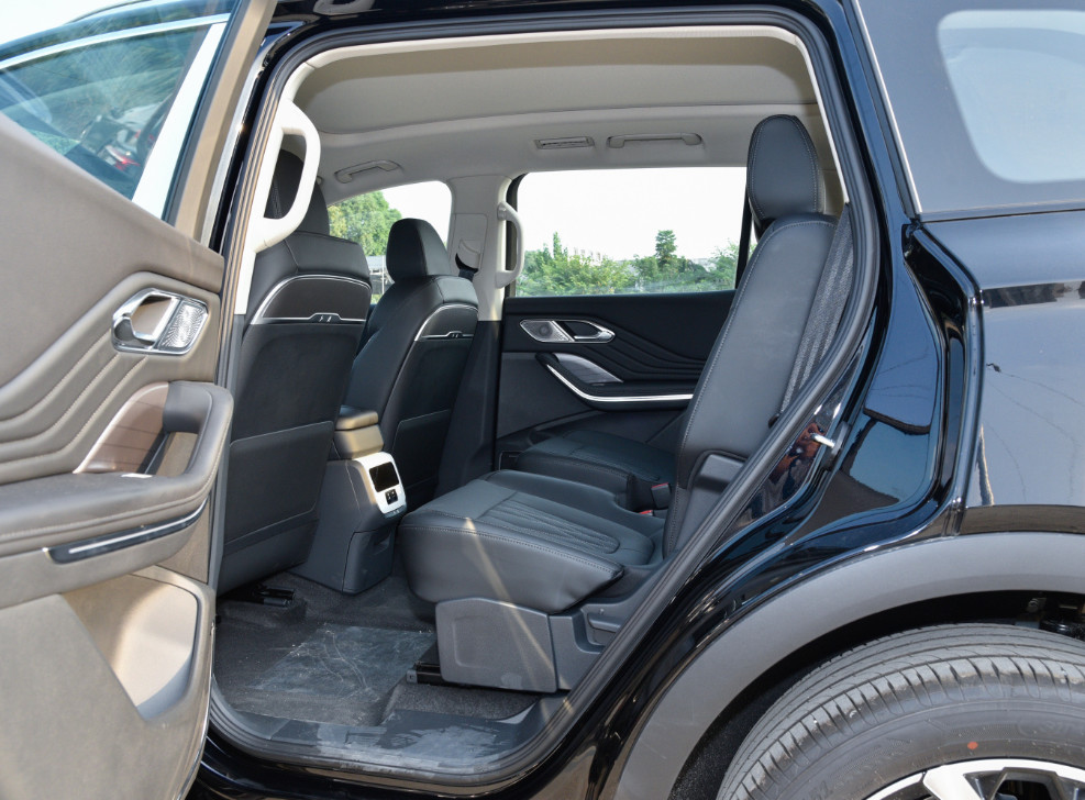 Gasoline Hongqi HS7 Sports Utility Vehicle Automatic Transmission