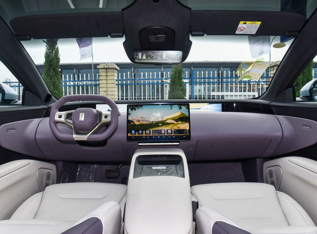 Changan Avatr 12 Electric Car 2024 Sedan New Energy Vehicle EV Sport Car for Adult