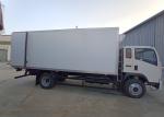Low Noise 4x2 Refrigerator Freezer Truck Sinotruk Howo 140hp Rhd