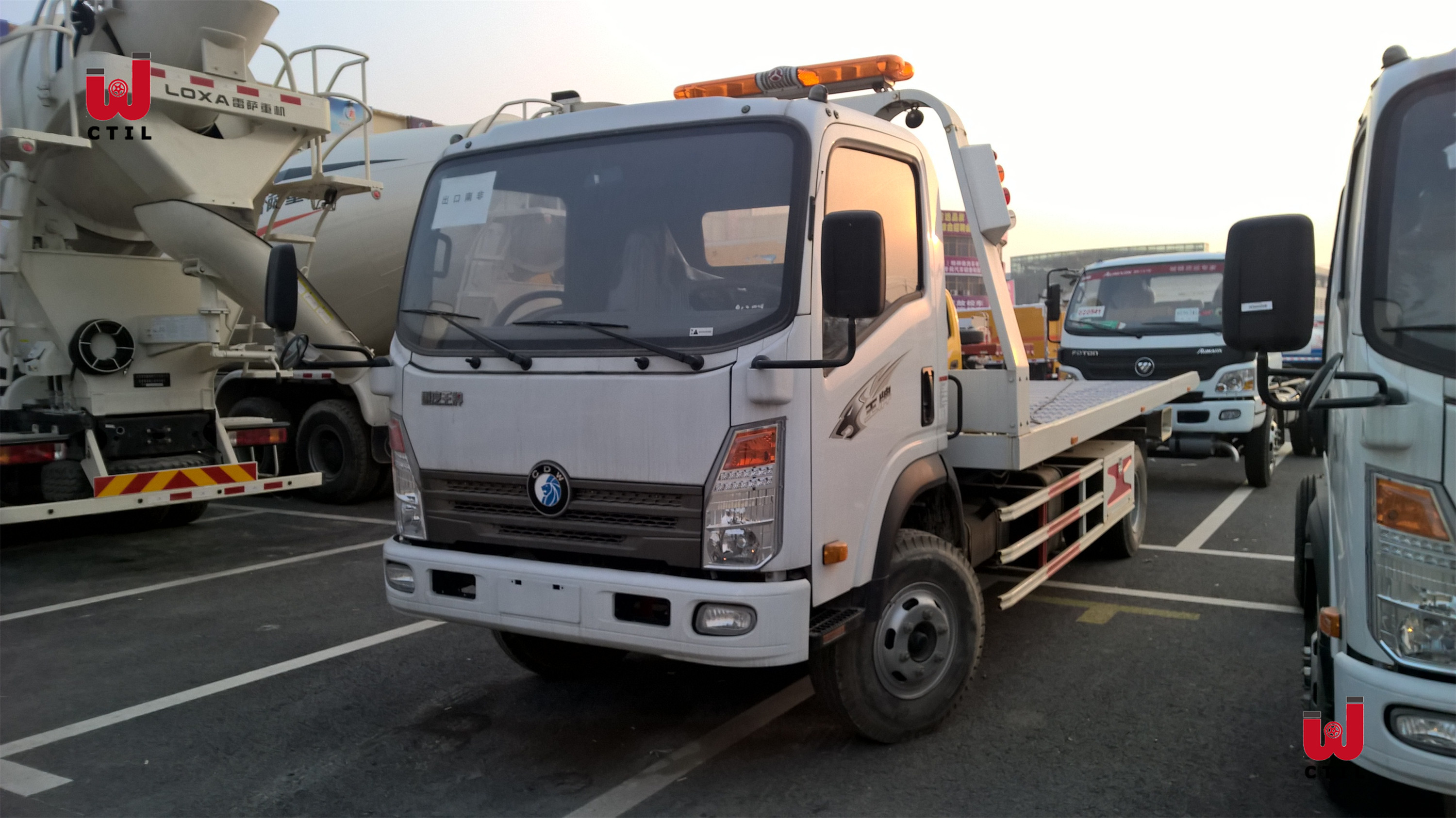 Cnhtc Heavy Truck Wreckers HOWO Euro 4 Light Duty Towing