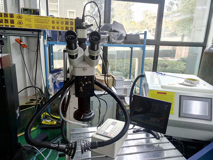 FDA 380V Mould Laser Welding Machine With Crane Arm