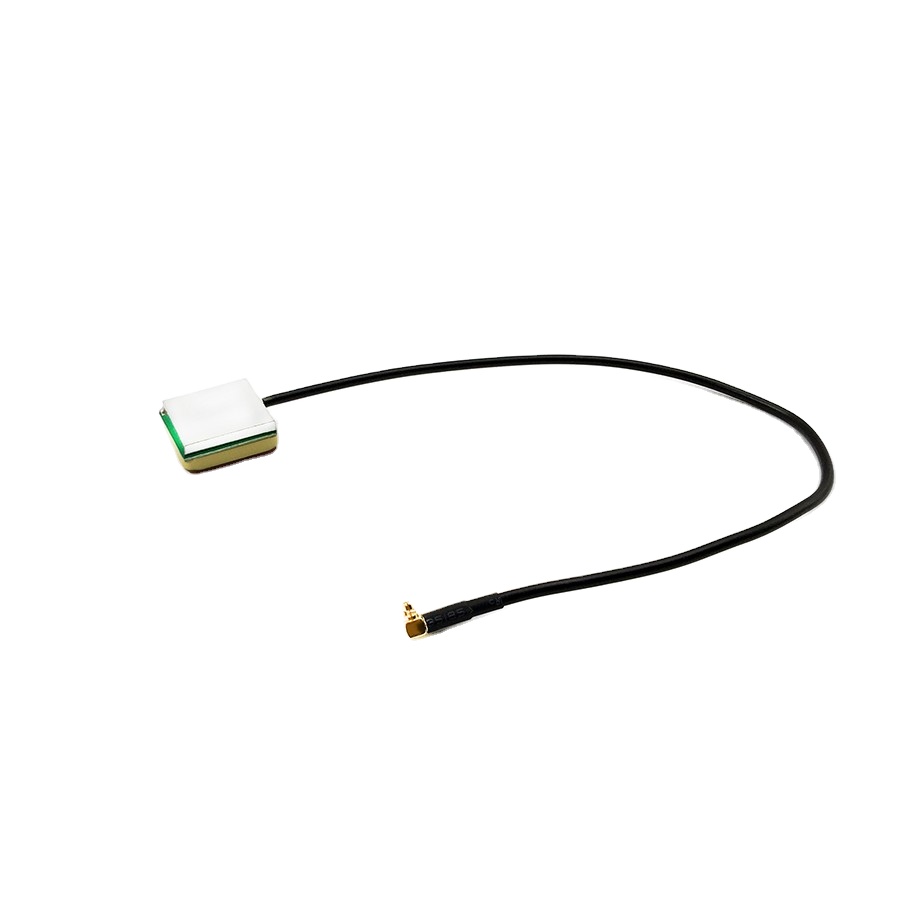 DC3.3-5.0V Supply Voltage R.H.C.P Polarization Mobile GNSS Anti-Jamming GPS Antenna