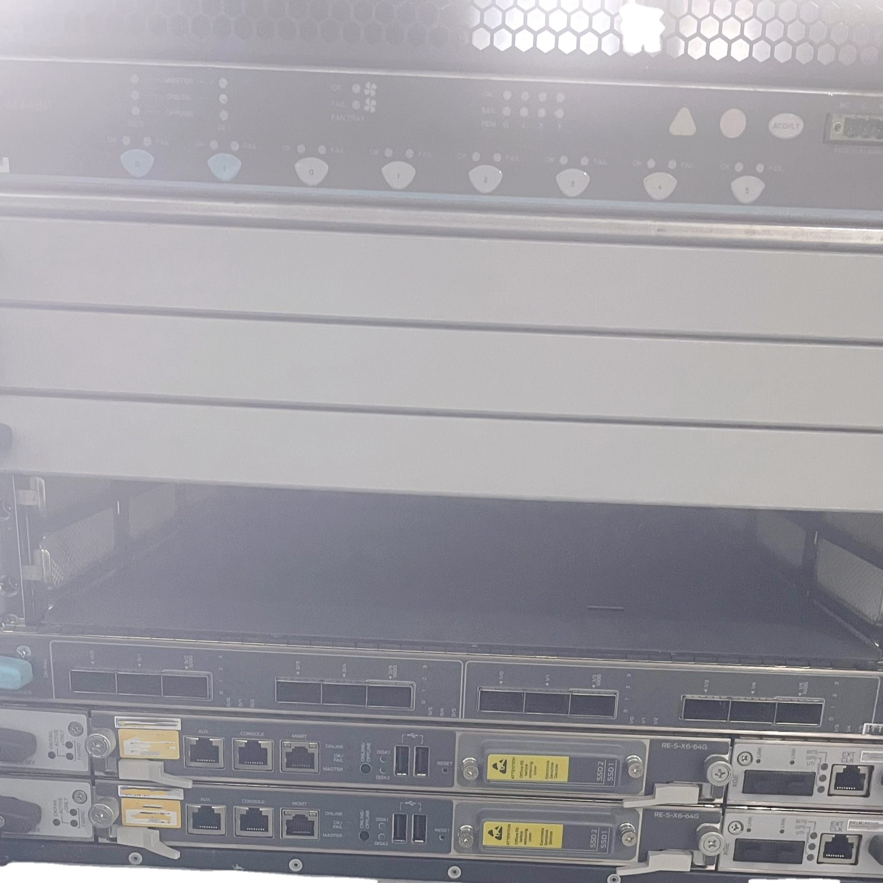 MX480 Universal Routing Platform with Private Mold and High Switching Ready to Ship