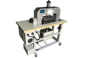 Durable Medical Mask Ear Loop Welding Machine 1000 - 2000w Power 1 Year Warranty