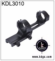 Hunting Black 11mm to 20mm Conversion Adapter Mount with Knurled Thumb Nut Connector