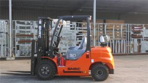 Quality LGP Power 3000kgs Gas Fork Lifter Chinese Guangqing Engine Model wholesale