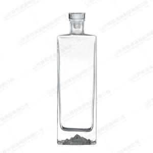 Quality Glass Vodka Bottle For Custom 50ml 100ml 200ml 500ml 750Ml Fancy Whiskey Bourbon Gin wholesale