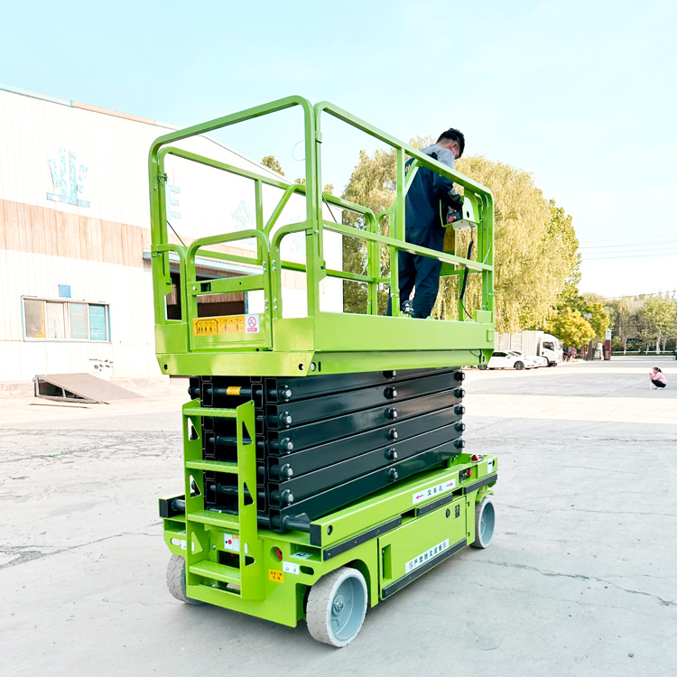 0-34M/MIN Hoisting Speed 4m Hydraulic Self Propelled Mini Scissor Lift with 900mm Platform