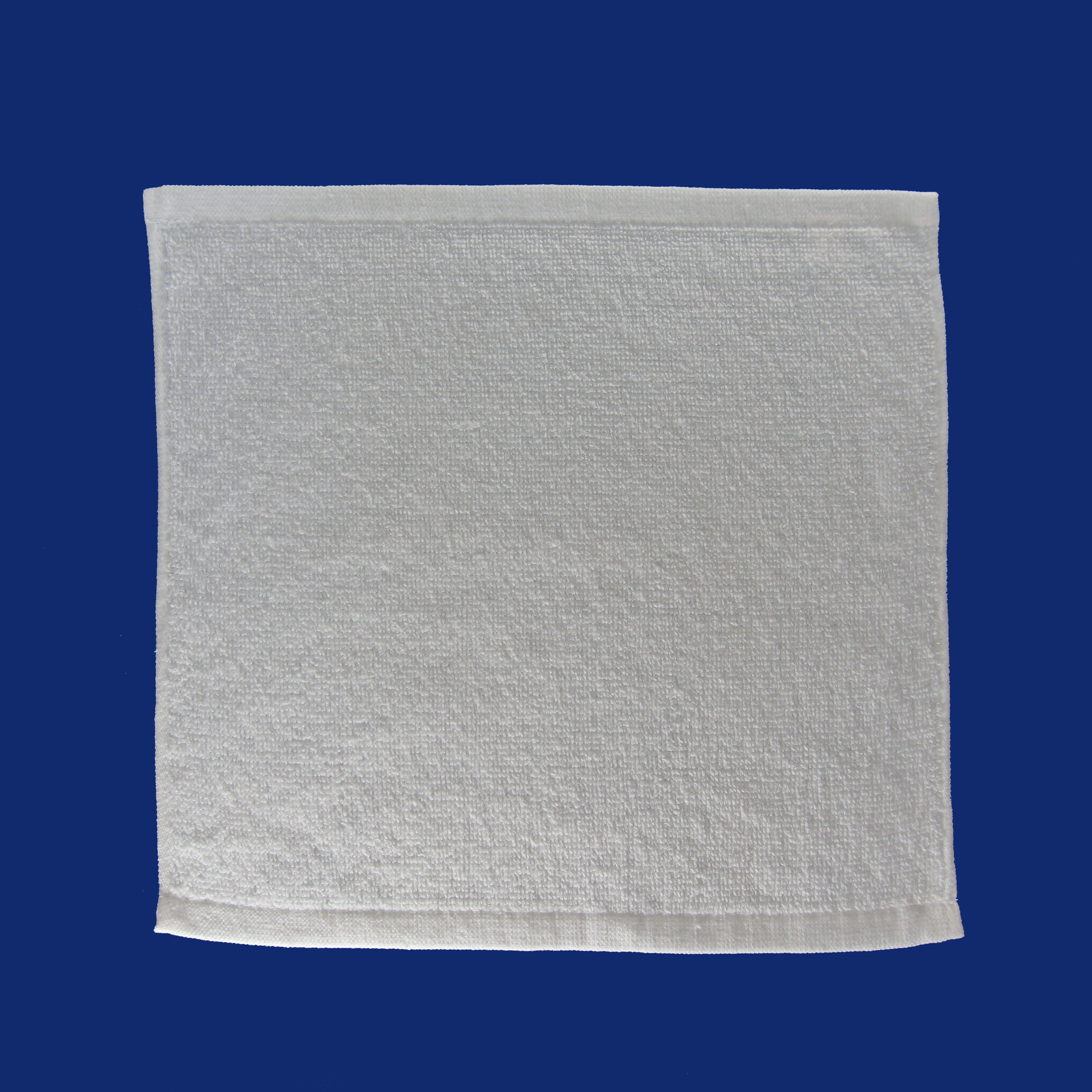 White cotton hot/cold disposable towel