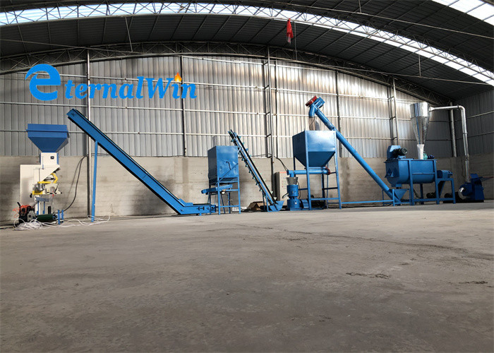 1 year warranty 200-500kg/h feed pellet mill/farm use pelletizer/ chicken feed pellet machine for poultry feed