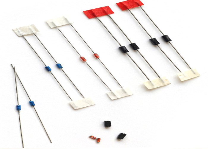 Small Signal Schottky Barrier Rectifier Diode LL60 LL60P SOD-80 Package