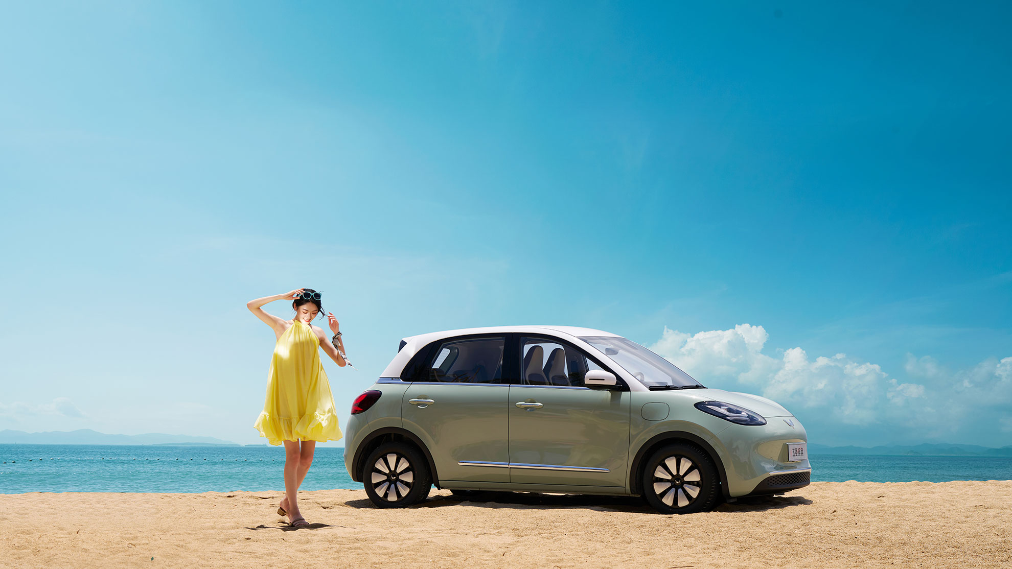 Wuling Bingo Electric Car 2023 5 Doors 4 Seats 120km/h Max Speed 3950x1708x1580mm