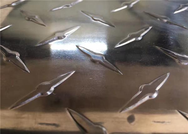 Mill Finish Aluminium Alloy Sheet , Slip Resistant Diamond Embossed Aluminum