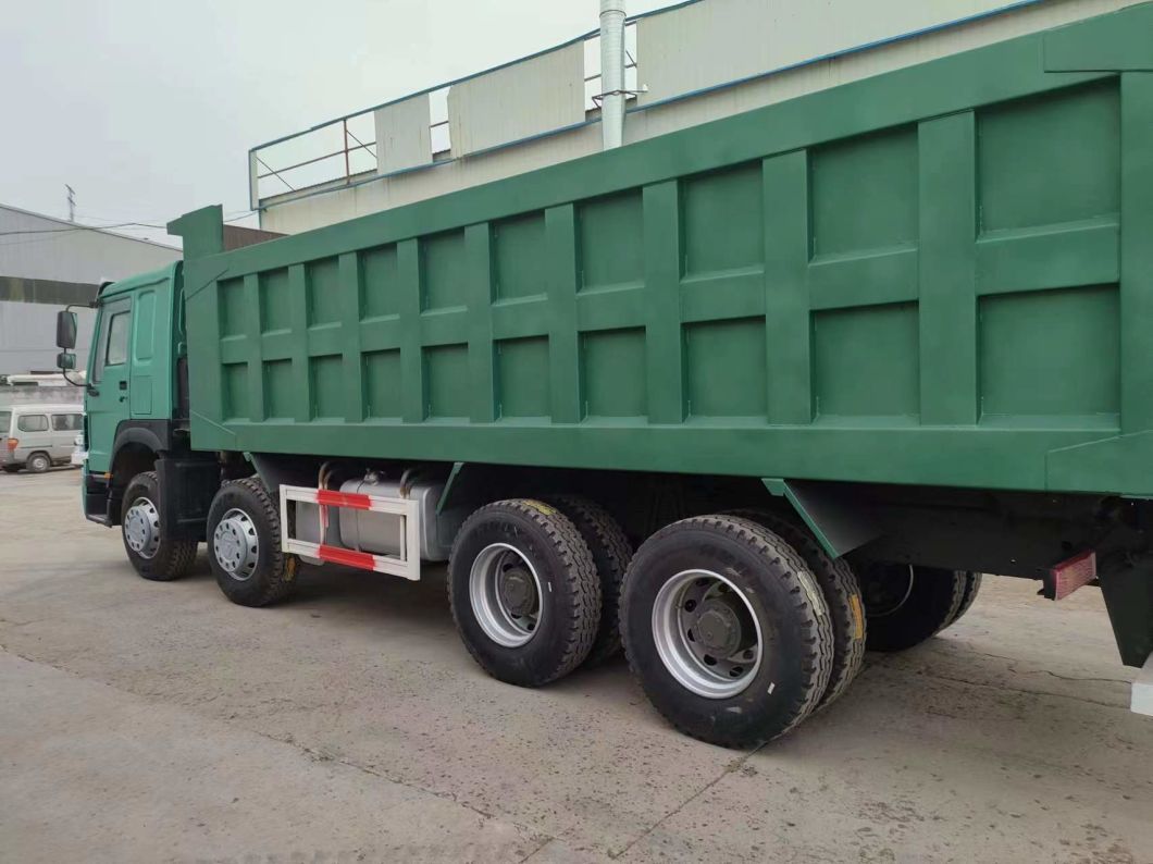 Sinotruk HOWO 8*4 Dump Truck Secondhand Truck 12 Wheels Green Color 375HP