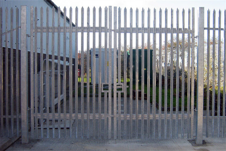 High Security Steel Palisade Fence With Razor Barbed Wire For Protection Zone
