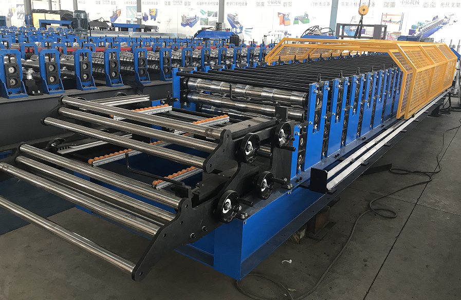 Double layer machine