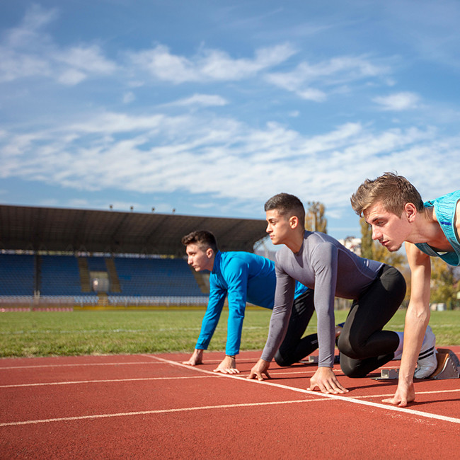 Graphic 400 Meter Synthetic Sports Flooring Surfaces Wear Resistance