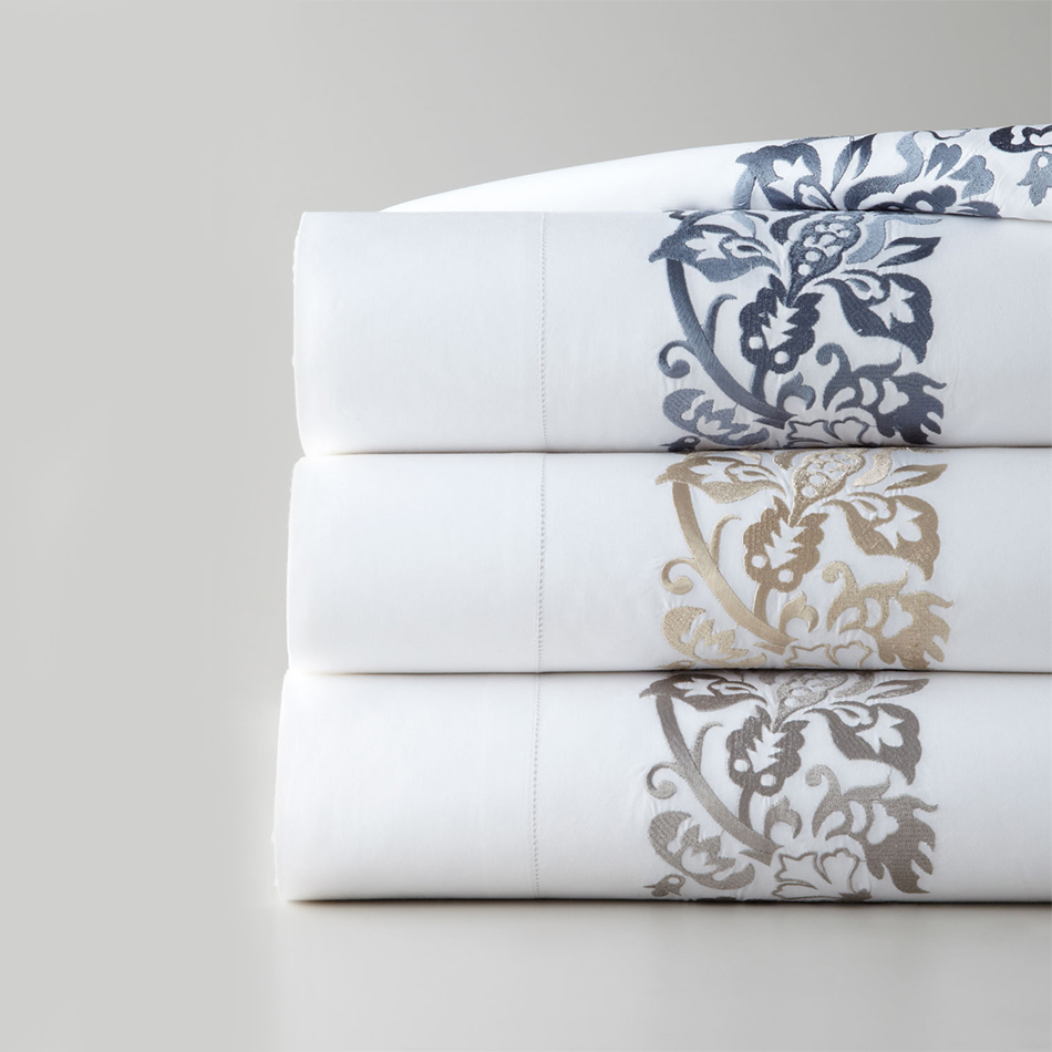 All-Season 90gsm Microfiber Flower Embroidered Sheet Set Sustainable and Soft Made