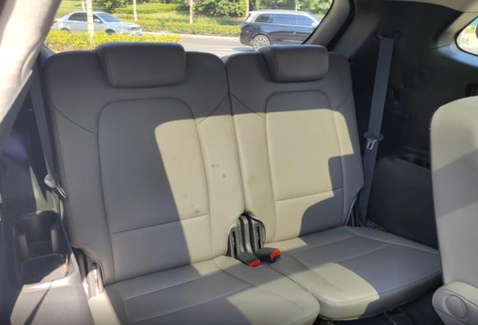 Geyue 2013 3.0L 6-seater 4WD Luxury Version Mid-size SUV Gasoline 6-speed Manual Automatic