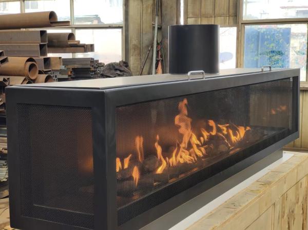 Gas Fireplaces European Black Matte Carbon Steel Three-sided gas fireplace