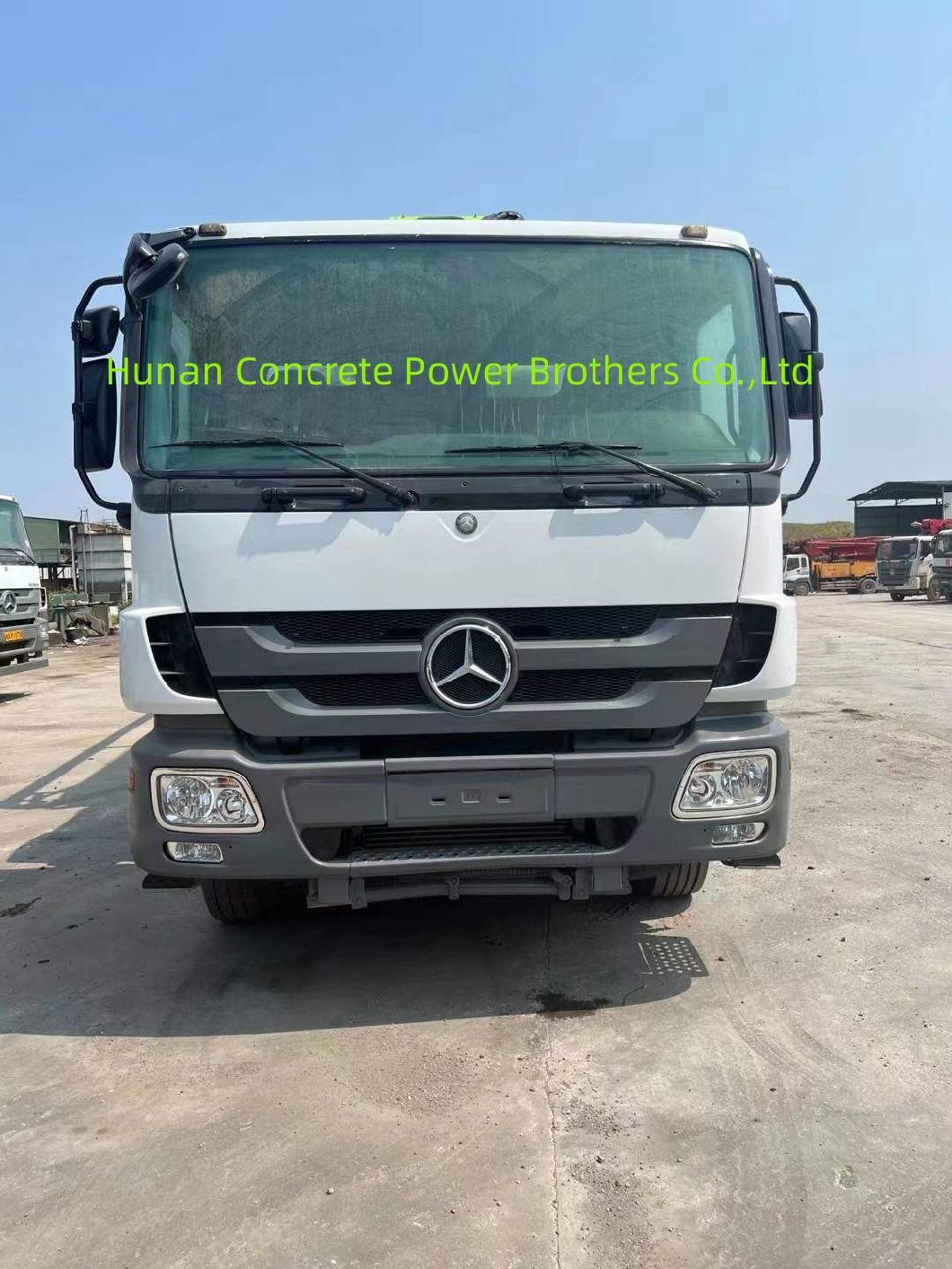 2013 Truck Mounted Pump 52 Meter Concrete Pump Truck Benz Chassis