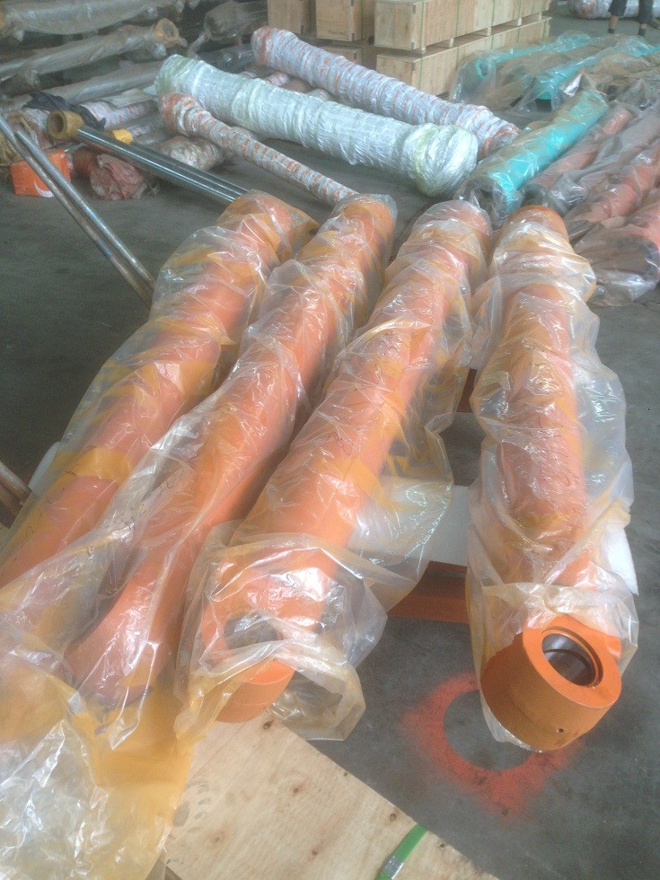 Hitachi ZX200-3 arm hydraulic cylinder tube