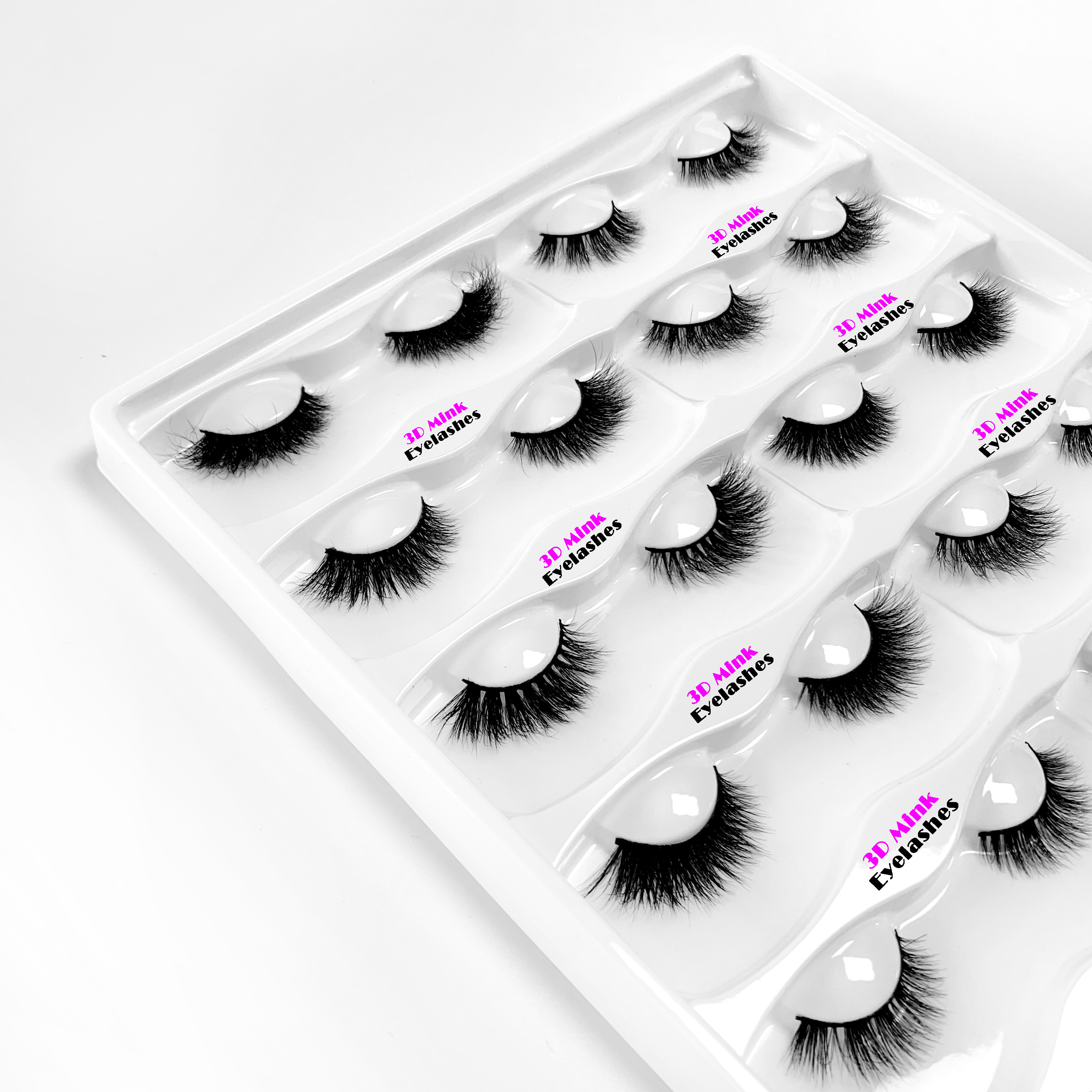 Black Color Natural Looking Mink Eyelashes 8 - 27mm Length For Beauty Salon