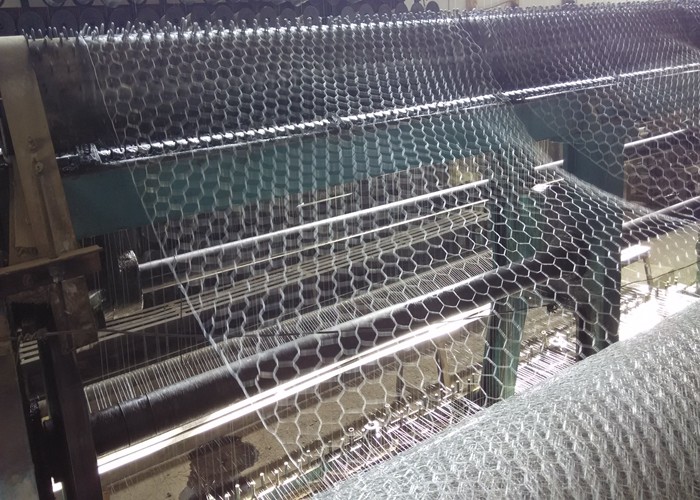 Durable Chicken / Rabbit Wire Mesh Fencing 5m-50m Length PVC coated