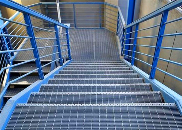 20x3mm Hot Dip Galvanized Serrated Steel Grating For Workform