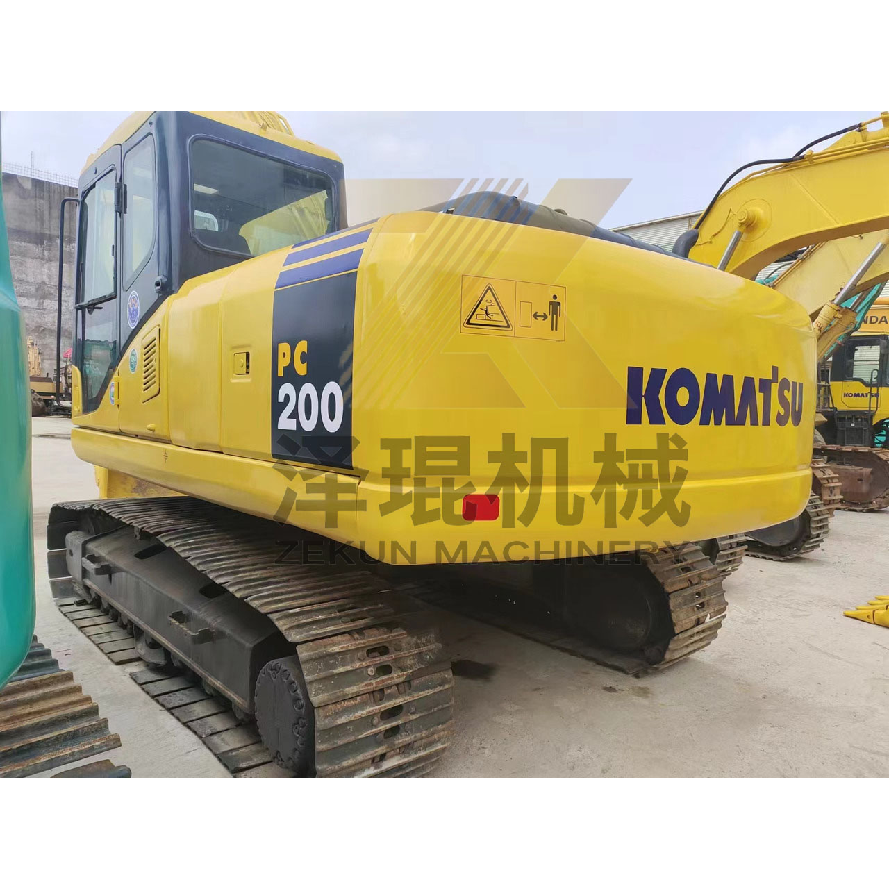 Komatsu PC200-7 20ton Crawler Excavator with 119kw Engine in Excellent Condition