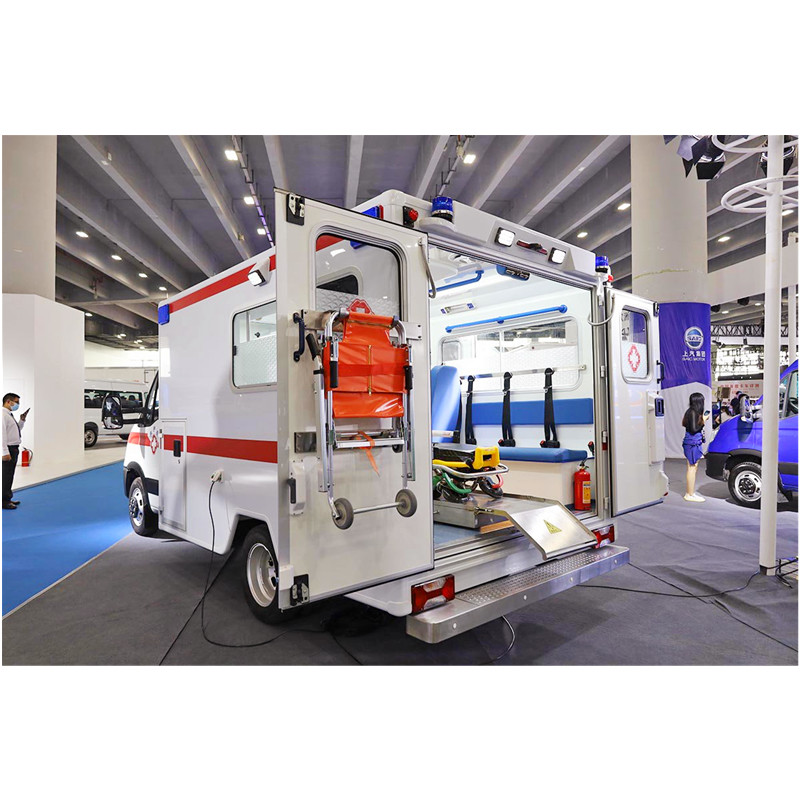 Salon Ambulance130 Hp Ambulance Car Truck - ABS YES Overall Dimensions 5670×2011×2726 Mm