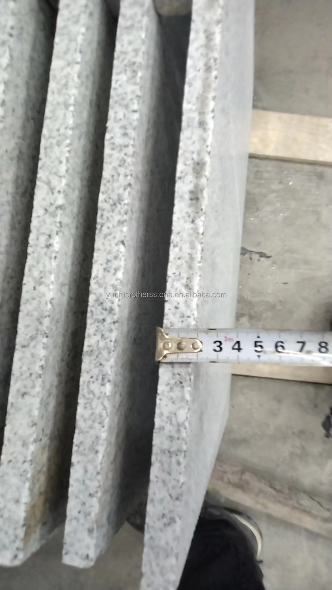 Natural Granite Flooring Stone Modern Design Cut-to-Size Straight Floating Stairs