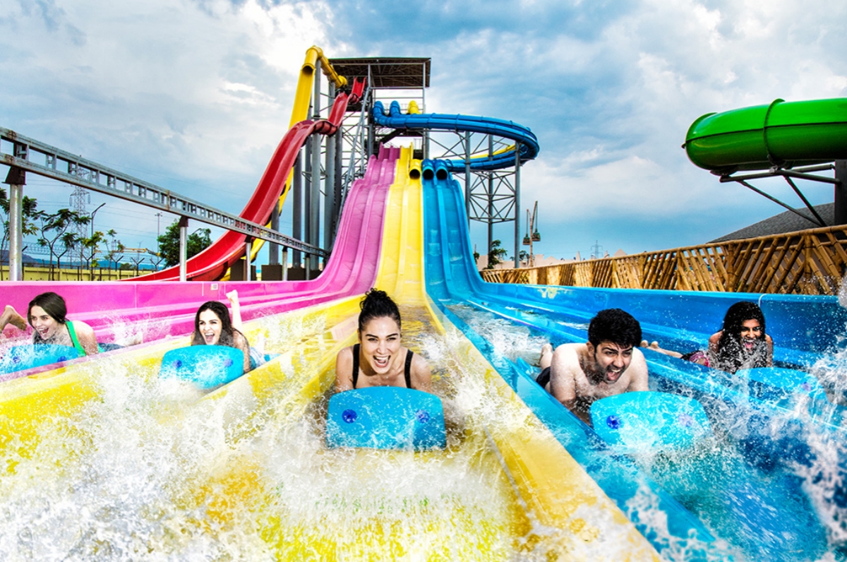 OEM ODM Aqua Water Slide Playground Fiberglass Water Slide Rainbow