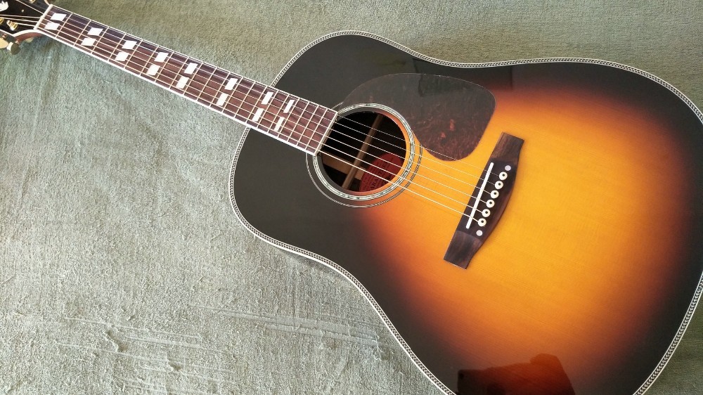 Guitar Factory Customization Acoustic Guitar Vintage Top AAA Sitka Solid Spruce Body Guitar with Fishman pickups