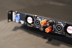 Quality AC3 9kg Light Weight 700w Digital Power Amplifiers wholesale