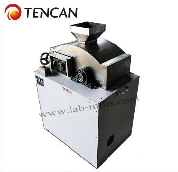 380V 50Hz SS Laboratory Double Roller Crusher Uniform Output With Fine Size